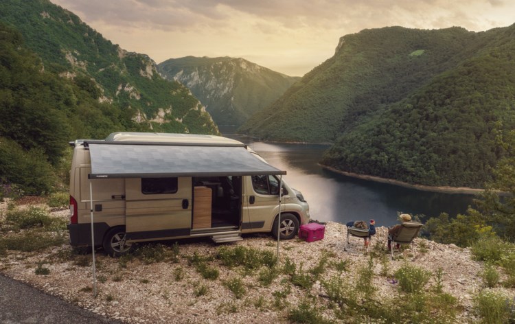 Dometic fridge van deals