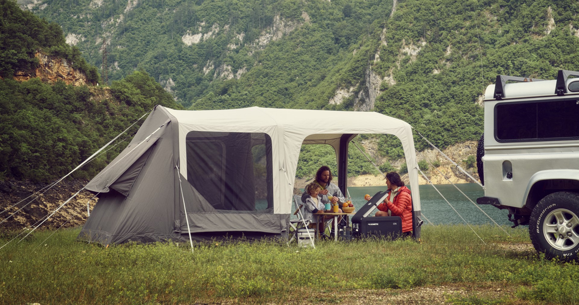 The compact tent series